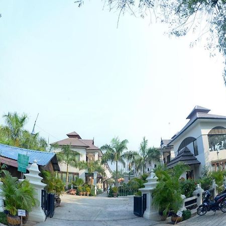 Shwe Taung Tan Hotel - Lake View Monywa Εξωτερικό φωτογραφία