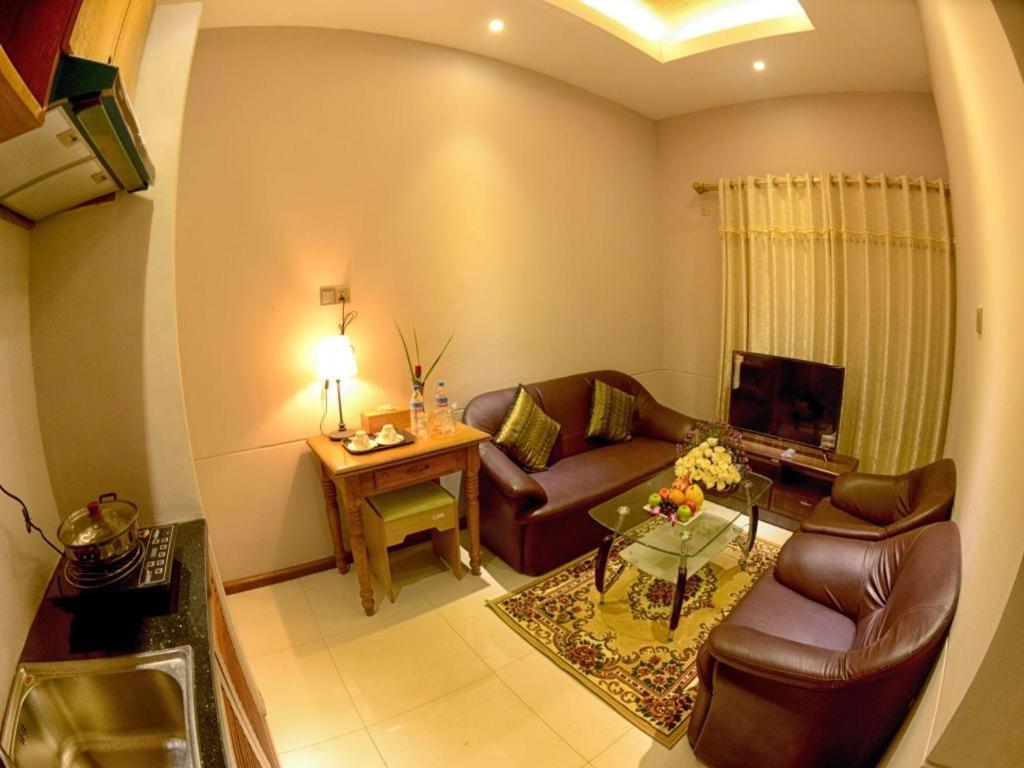 Shwe Taung Tan Hotel - Lake View Monywa Εξωτερικό φωτογραφία