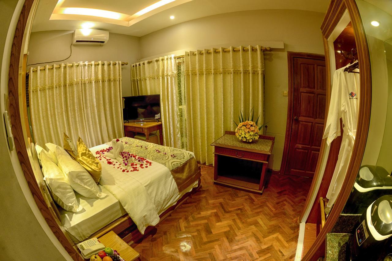 Shwe Taung Tan Hotel - Lake View Monywa Εξωτερικό φωτογραφία